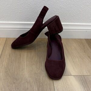 Aerosols 9M Wine Suede Slingback Block Heels
